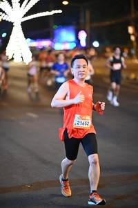 BIB: 21652
                            <button type="button" onclick="openModal(23141433)" class="btn btn-primary btn-sm float-right btn-popup" data-toggle="modal" data-target=".modal-high-quality">
                        <i class="fas fa-shopping-cart"></i> Add to Cart
                    </button>
                                            <button type="button" onclick="isThisMe(23141433, true)" class="btn btn-success btn-sm float-right btn-popup btn-isme hidden" data-toggle="tooltip" data-placement="bottom" title="นี่คือรูปของคุณใช่ไหม คลิกที่นี่เพื่อเอาเข้าอัลบั้ม">
                        <i class="fas fa-plus"></i> Add to album
                    </button>
                    <button type="button" onclick="isThisMe(23141433, false)" class="btn btn-warning btn-sm float-right btn-popup btn-isnotme hidden">
                        <i class="fas fa-ban"></i> Remove from album
                    </button>